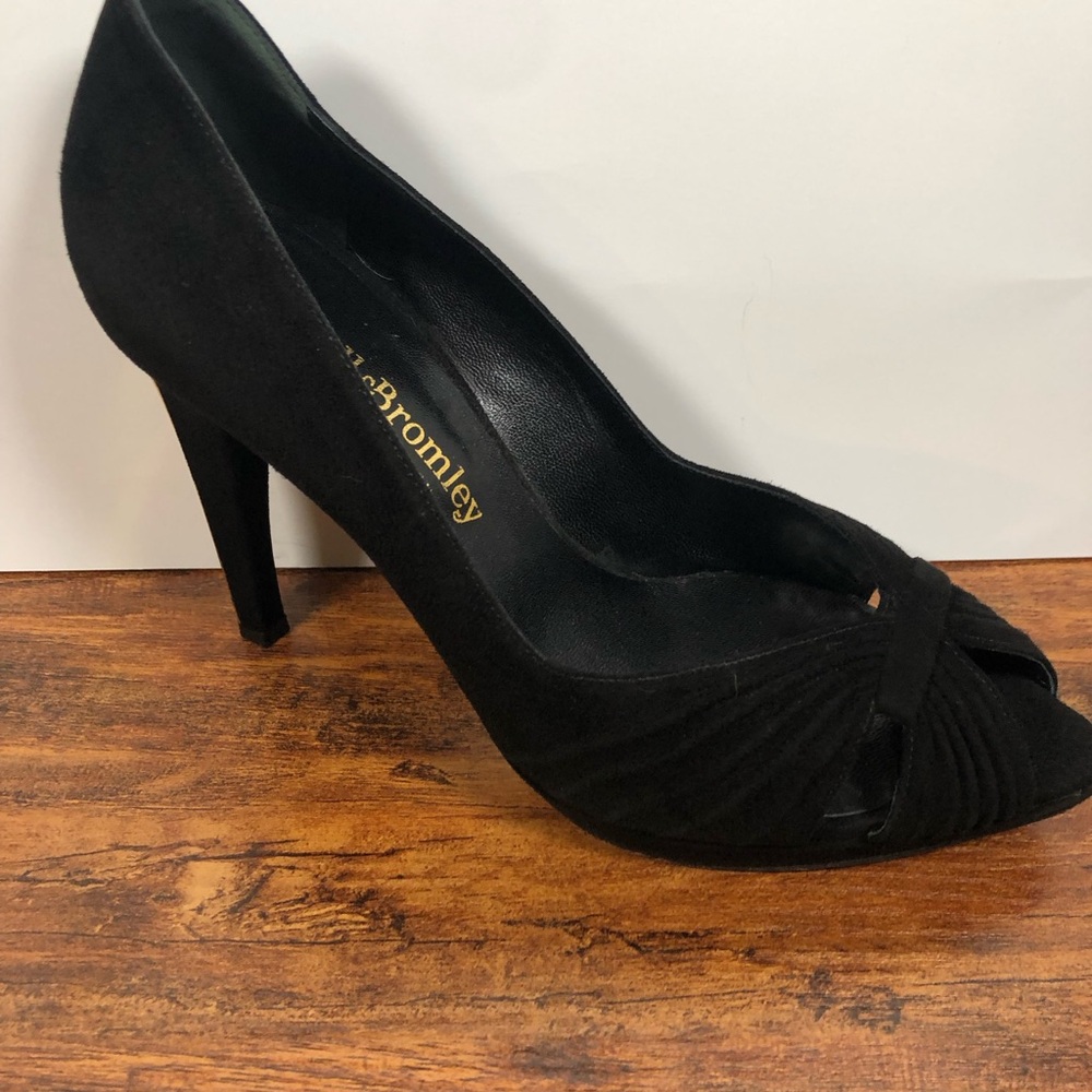 Russell &‎ Bromley Black Suede Heels Open Toe Womens Size US 6 EU 37 UK 4 Italy - Picture 6 of 11